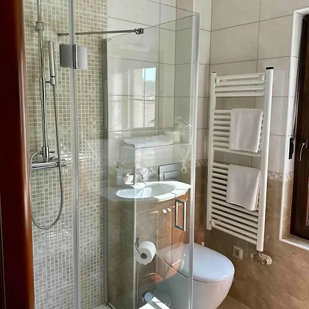Szent Gyoergy Apartmanhaz Апартаменты